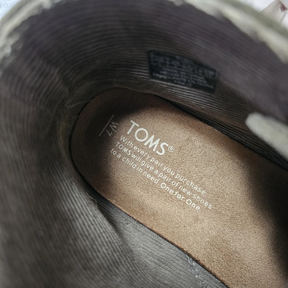 Olive Green Suede High-Top Toms‎ Sneakers Lace-up Size 7 Women Gorpcore Outdoor